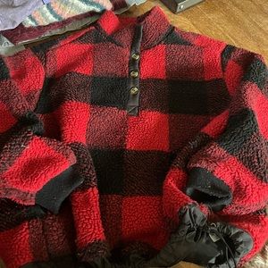 American eagle pullover